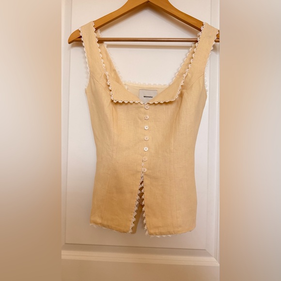 Reformation Viola Linen Top in Sugar. Brand new without tags, never worn. - Picture 10 of 12